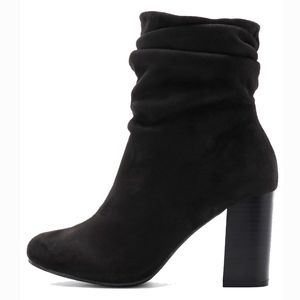 BNIB Catherine Malandrino Rushed Ankle Boots